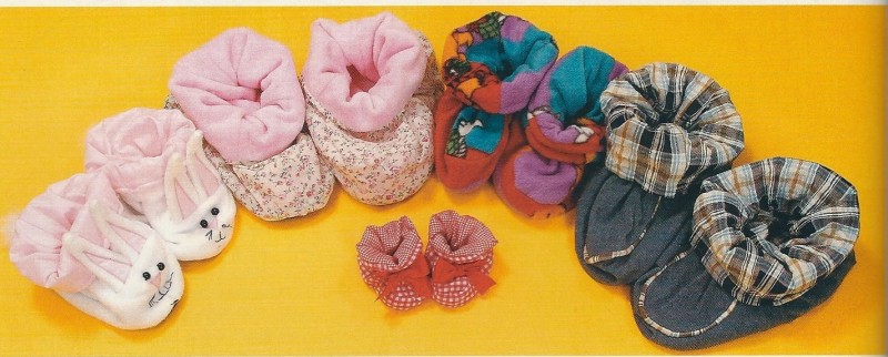 Cosy Toes Tutorial - family of slippers - www.feedourlife.blog (2).jpg