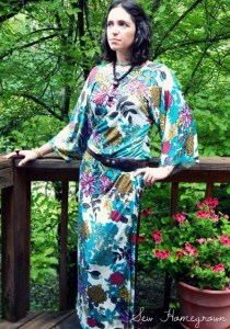 FREE PATTERN - Beginner Maxi Dress - by Sew Homegrown nad brought to you by www.feedourlife.blog