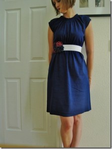 FREE PATTERN - Casually Cute Knit Dress - by Made It On Monday and brought to you by www.feedourlife.blog