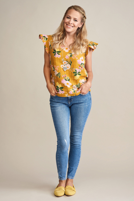 Ruffle sleeve top pattern by Amanda Walker