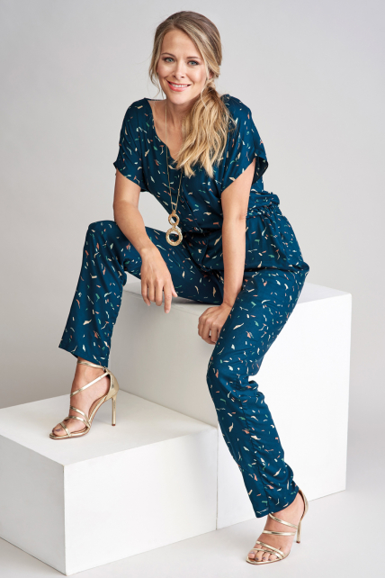 Free v-neck jumpsuit pattern from Sew Mag