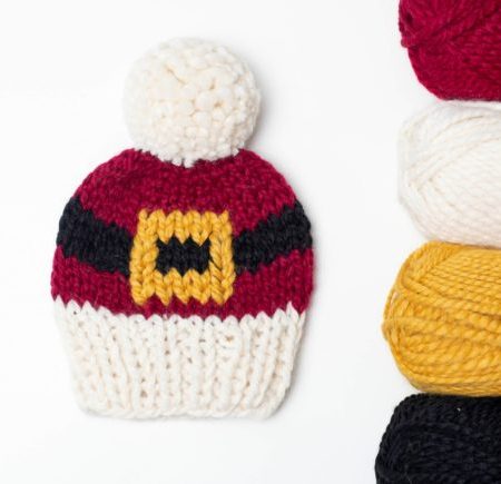 Santa-Belt-Hat-Knitting-Pattern-Pompom
